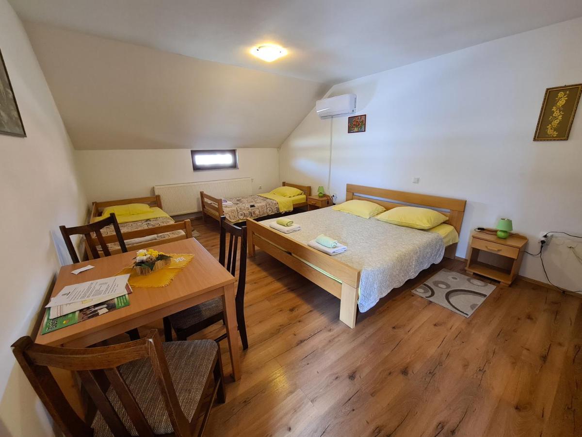 Bosnjaci Guest House Aquarius المظهر الخارجي الصورة