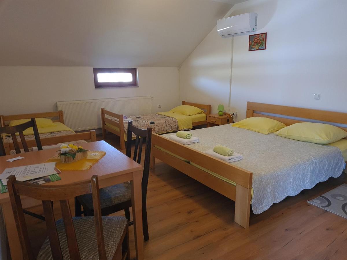 Bosnjaci Guest House Aquarius المظهر الخارجي الصورة